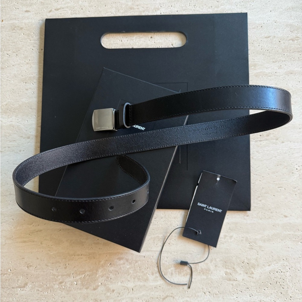 NWT Yves Saint Laurent Black Leather Belt 80cm - Picture 3 of 16